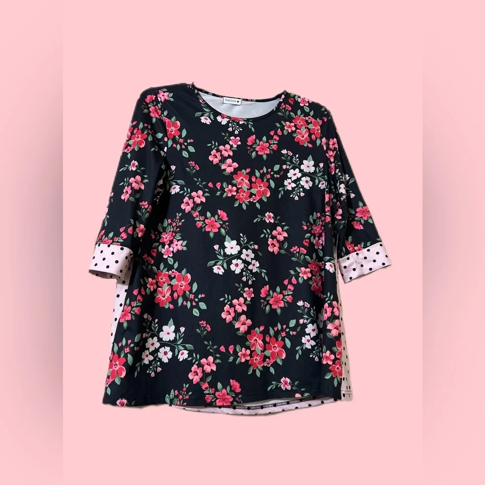 𝐃𝐨𝐭𝐭𝐞𝐝 𝐅𝐥𝐨𝐫𝐚𝐥 𝐍𝐮𝐠𝐠𝐥𝐞𝐬 𝐓𝐨𝐩 - Picture 3 of 4